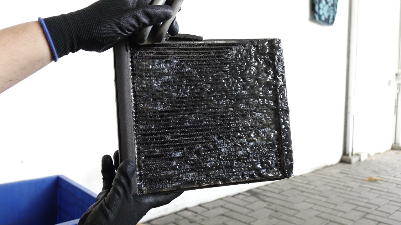 ac mobil, mobil bekas, evaporator ac, dampak evaporator ac kotor, bahaya evaporator ac mobil kotor, Beginilah Efek Samping Jarang Bersihkan Evaporator AC Mobil Bekas