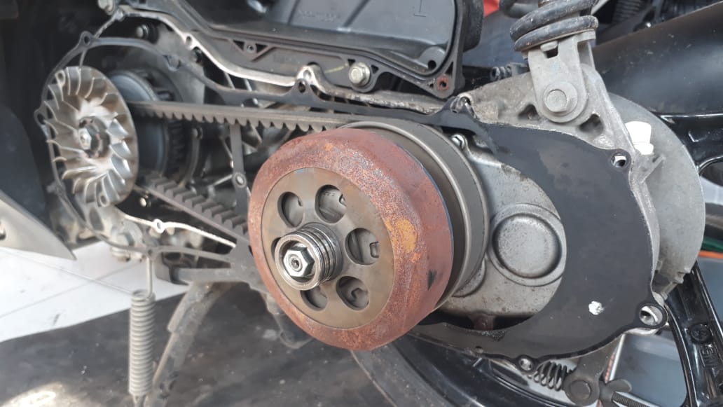 Dua Penyebab Motor Matic Bunyi Berisik Di Bagian CVT, Harus Tahu