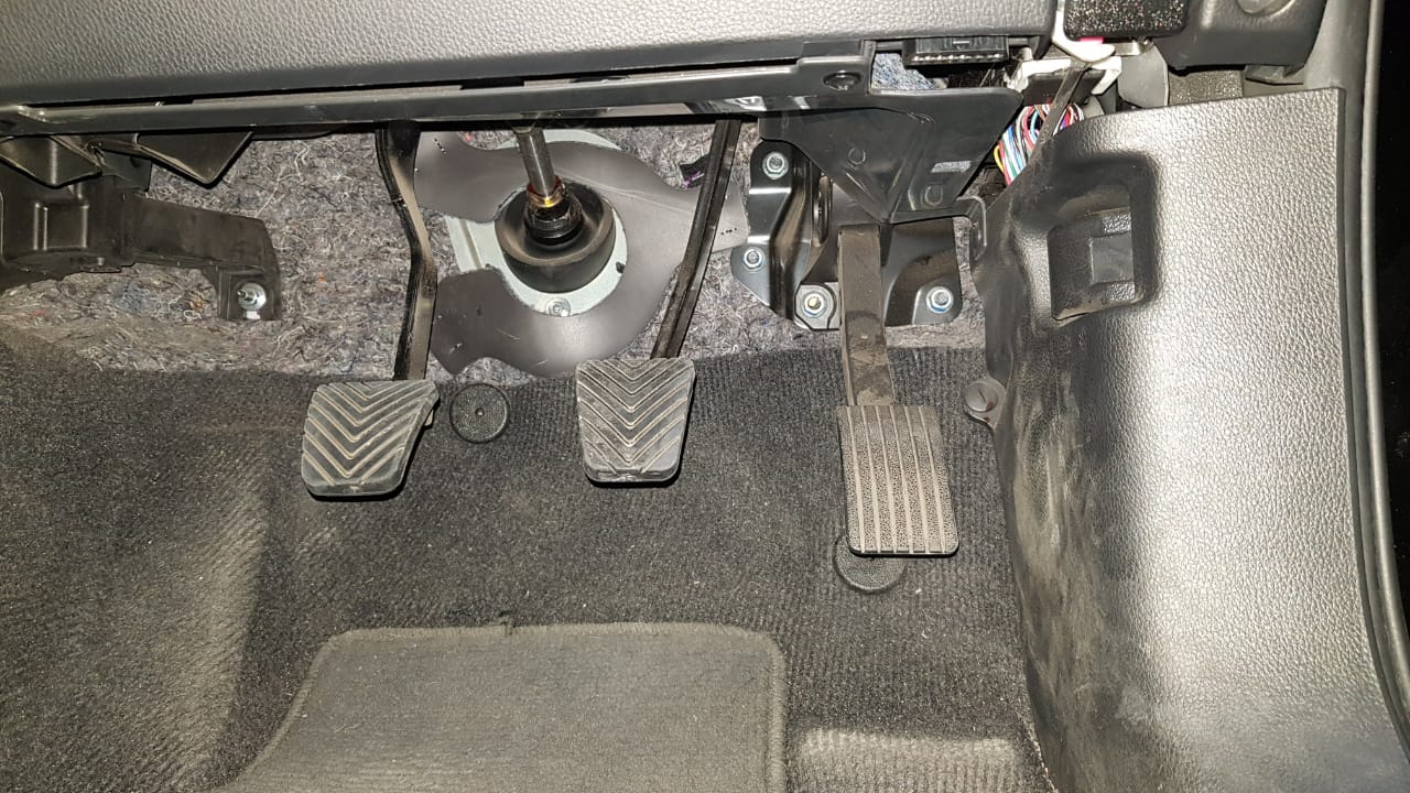 mobil, kabel, kopling, kopling hidrolik, hidrolik, kopling mobil, Perbedaan Kopling Mobil Hidraulis dan Kabel, Mana yang Lebih Awet?