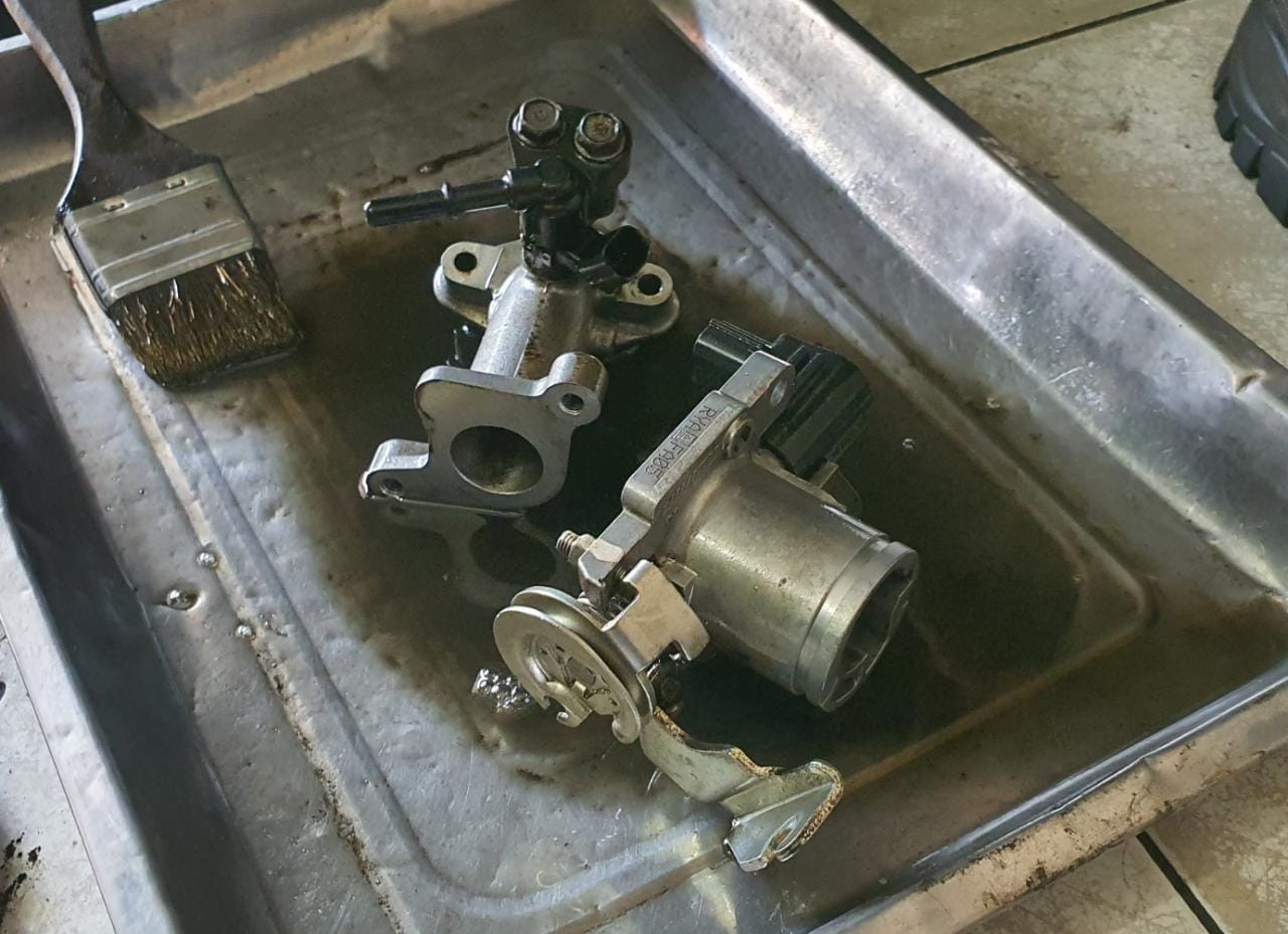 motor bekas, efek throttle body kotor, throttle bodi motor, throttle bodi motor kotor, efek throttle body motor kotor, Ini Dua Efek Samping Throttle Body Motor Bekas Yang Dibiarkan Kotor