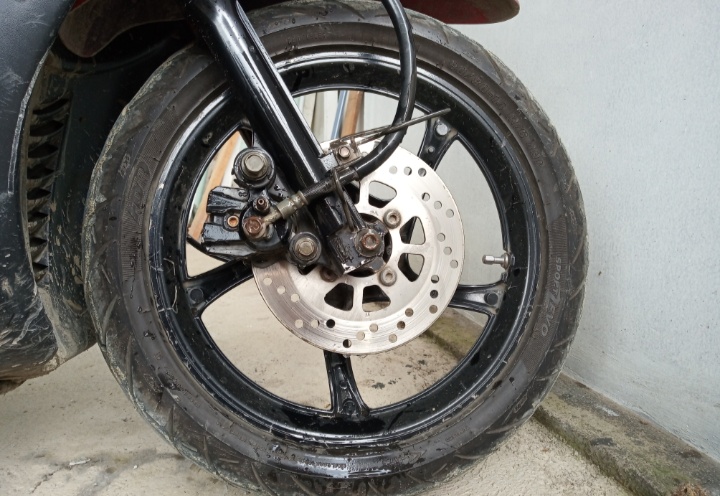Part Ini Jadi Penyebab Piringan Rem Cakram Motor Kemakan Terus, Apa Saja?