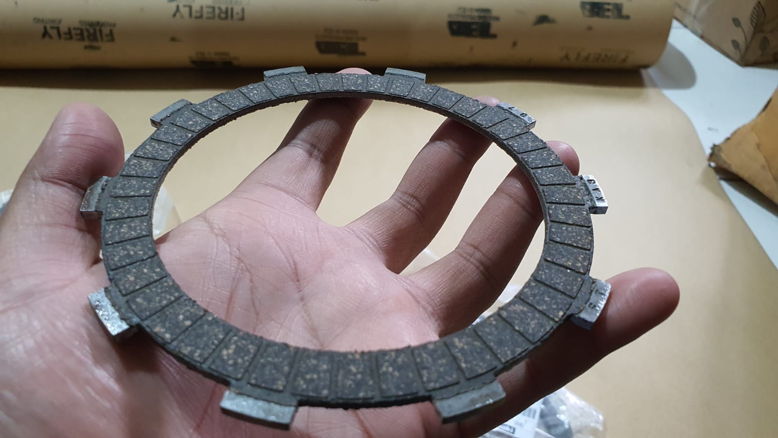 Dua Efek Samping Kampas Kopling di Motor Bekas Habis Dibiarkan