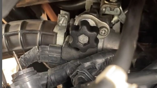 motor matic, kode error, kode error 37, kode error 37 di motor matic, kode error 37 di motor matic yamaha, Tips Cara Mudah Menghilangkan Kode Error 37 di Motor Matic Yamaha