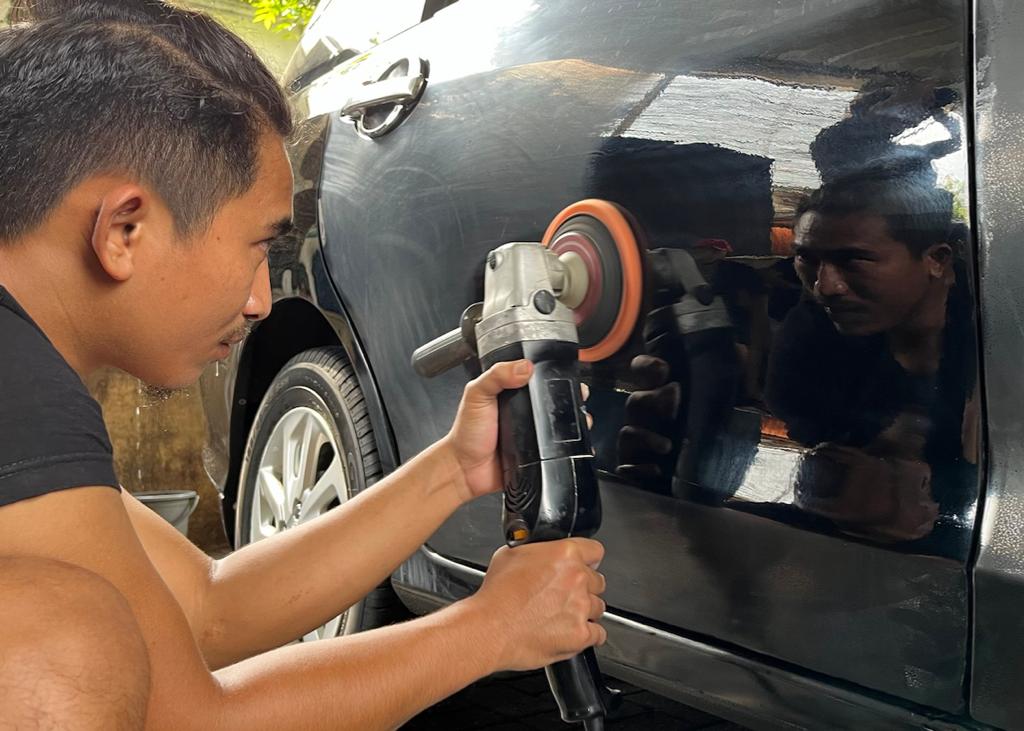 mobil, bodi mobil, bodi, poles bodi, poles, Kapan Waktu Ideal Melakukan Poles Cat Mobil? Ini Rekomendasinya