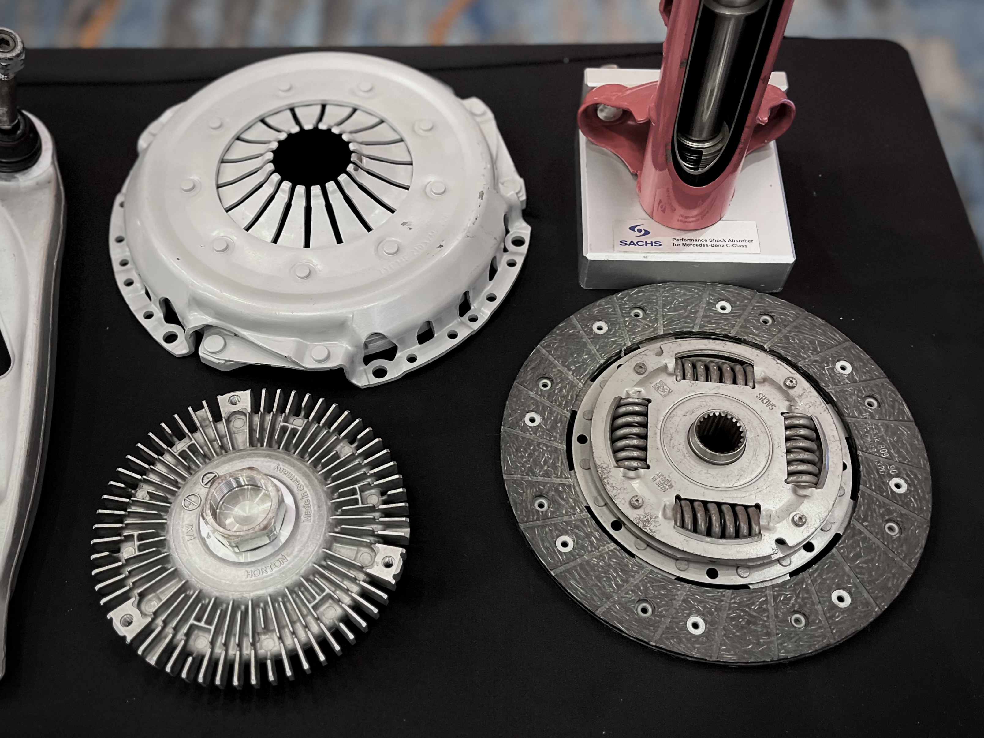 mobil, kopling, kampas kopling, kampas, kopling mobil, Kenali Fungsi Kampas Kopling Mobil dan Kapan Waktu Harus Diganti