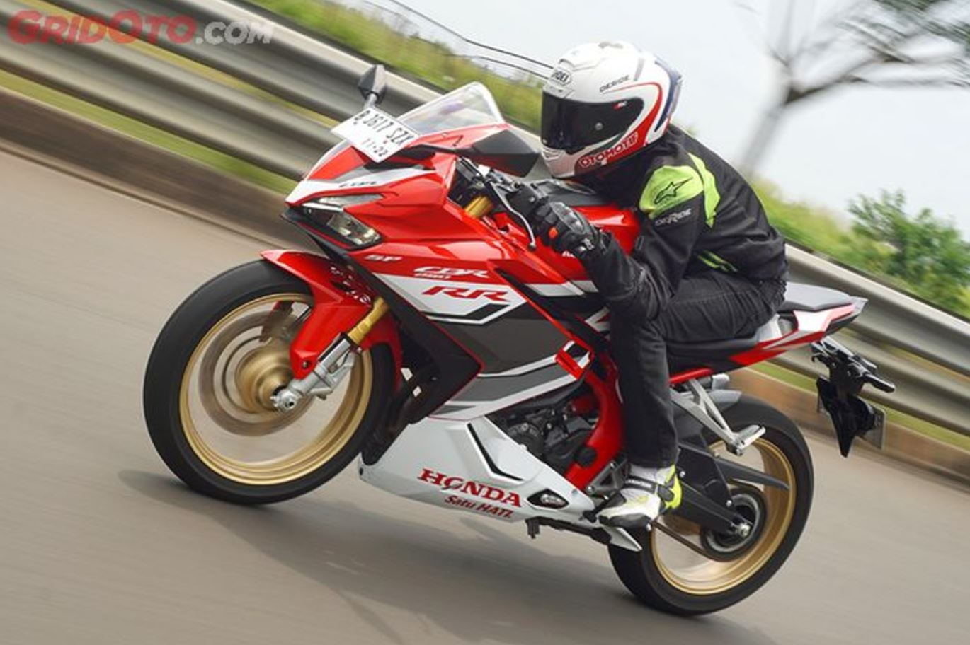 Promo, motor honda, Wahana Makmur Sejati (WMS), Diskon motor Honda, Promo Oktober Motor Sport Honda, Diskon Hingga Rp 8 Juta dan Free Oli