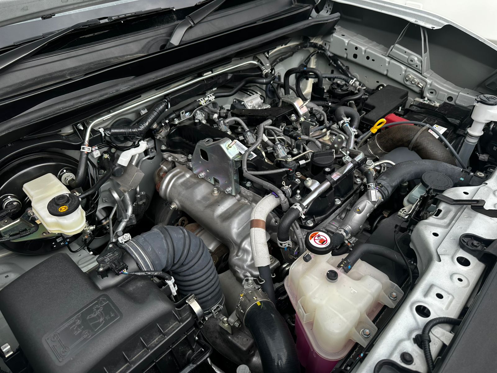 Asap Hitam Mobil Diesel Bisa Jadi Pertanda Sehat atau Sakit, Ini Bedanya