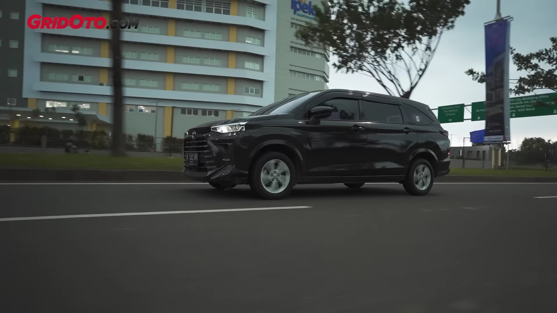 Sesama MPV Populer, Ini Perbandingan Harga Avanza VS Xpander