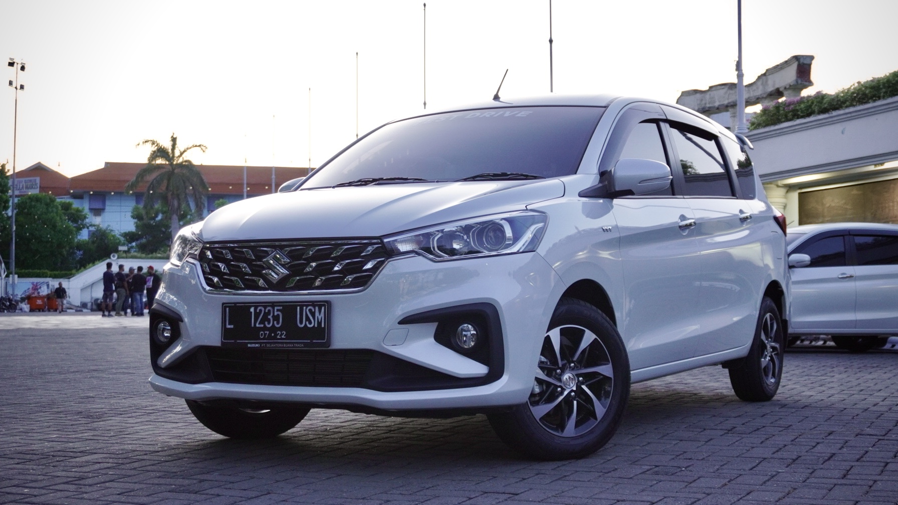 Menggiurkan Suzuki Ertiga Dijual Mulai Rp 130 Jutaan, Nih Tipenya