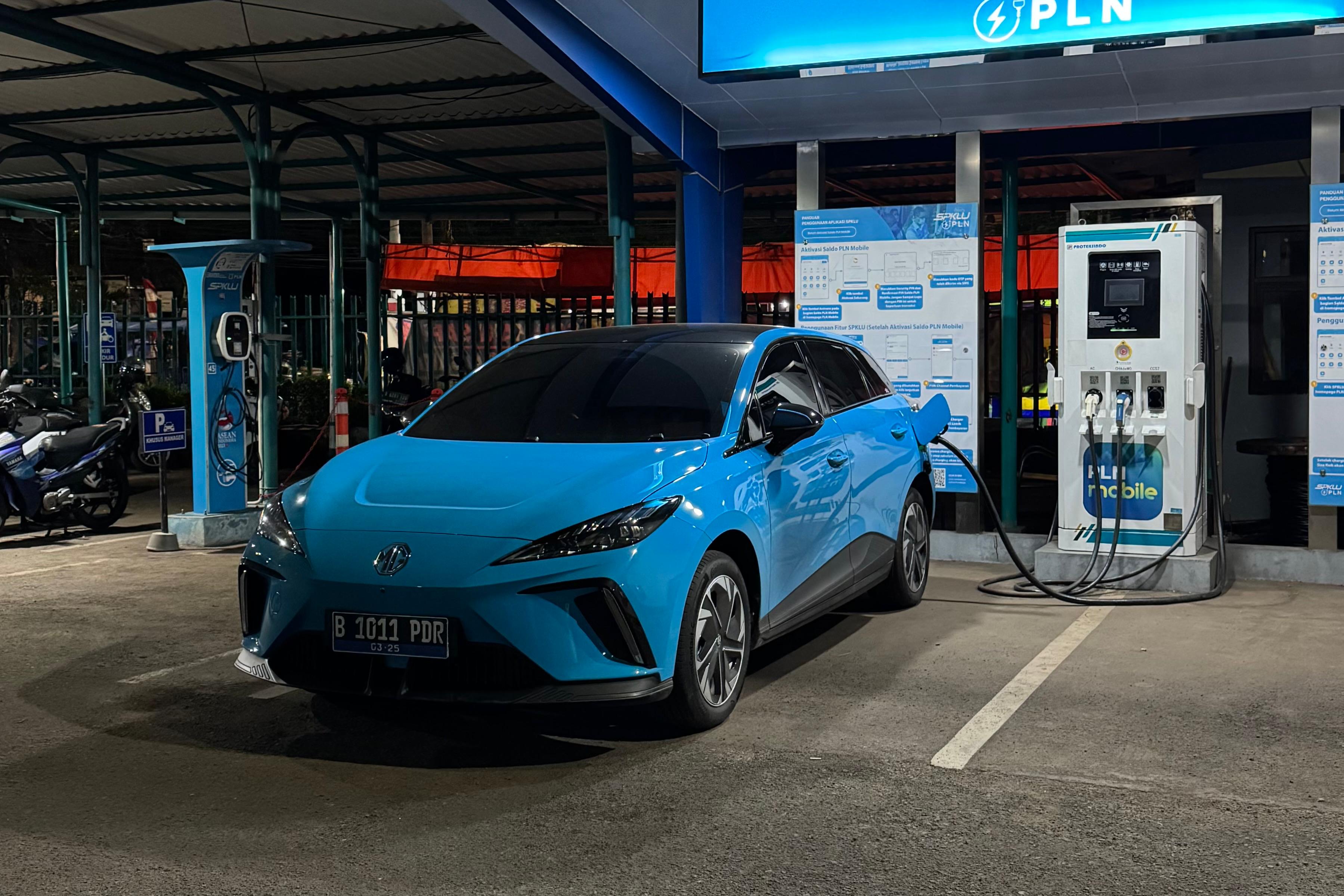 Perbedaan Fast Charging dan Slow Charging Mobil Listrik, Ini Efeknya