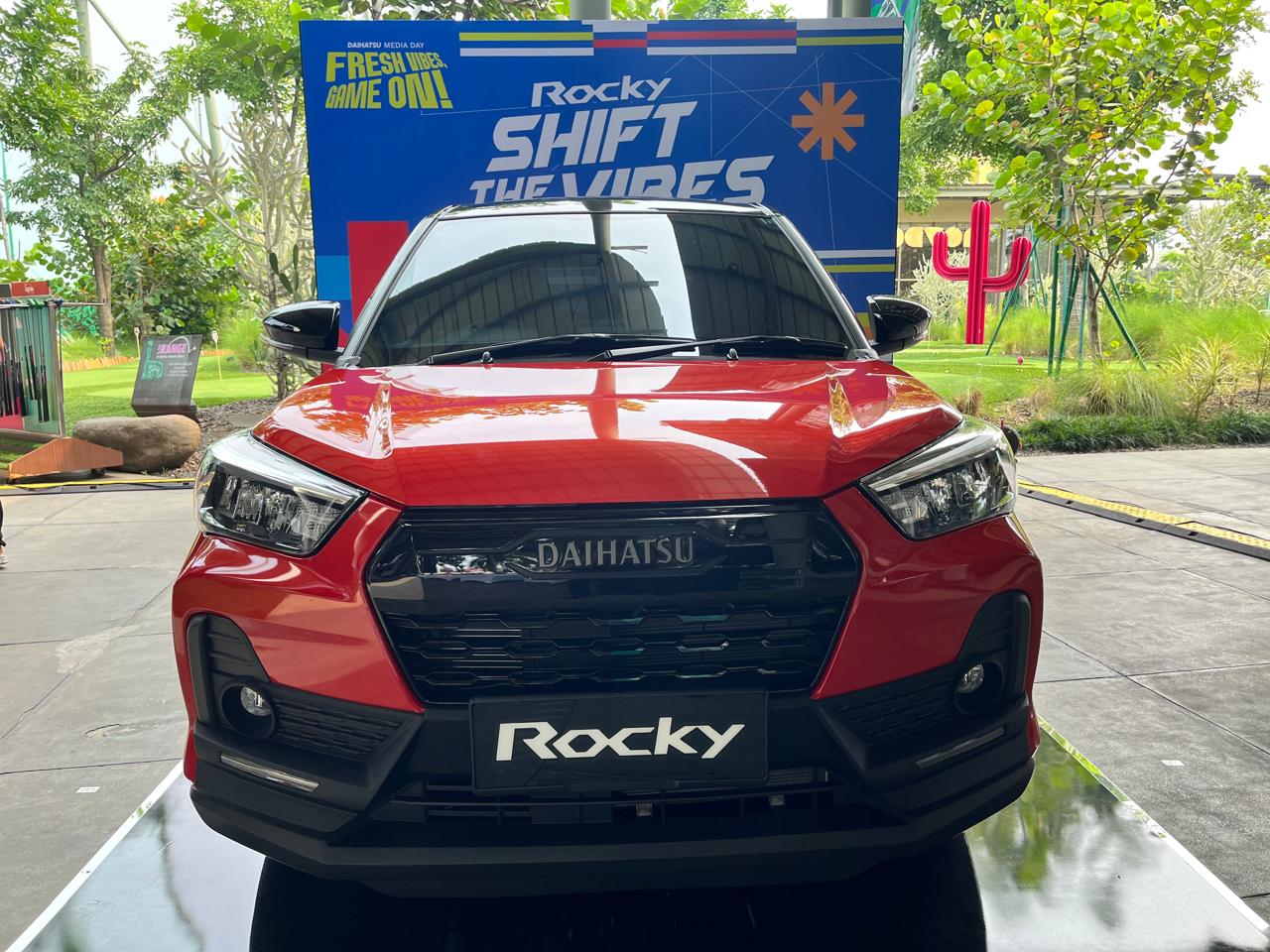 Logo Huruf 'D' Khas Daihatsu Hilang di Rocky Facelift ADS, Ini Penjelasan Pabrikan
