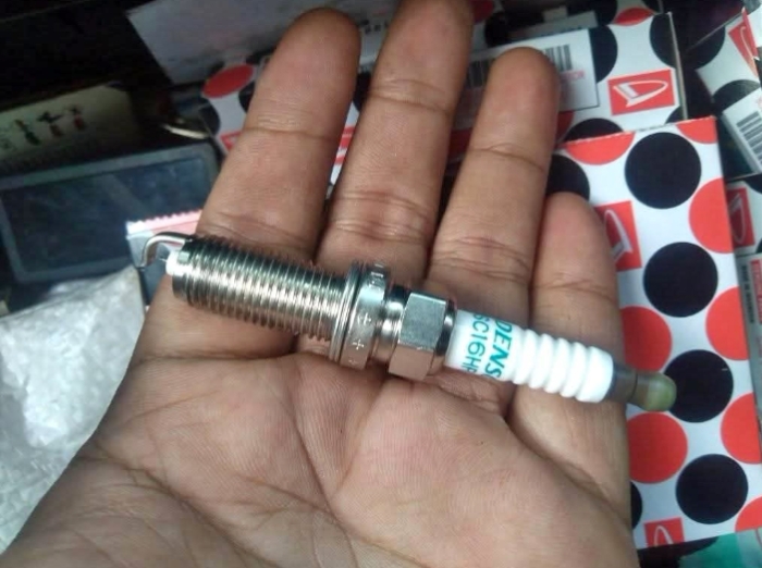 Kapan Waktu Ideal Ganti Busi Mobil? Segini Saran Patokan Kilometernya