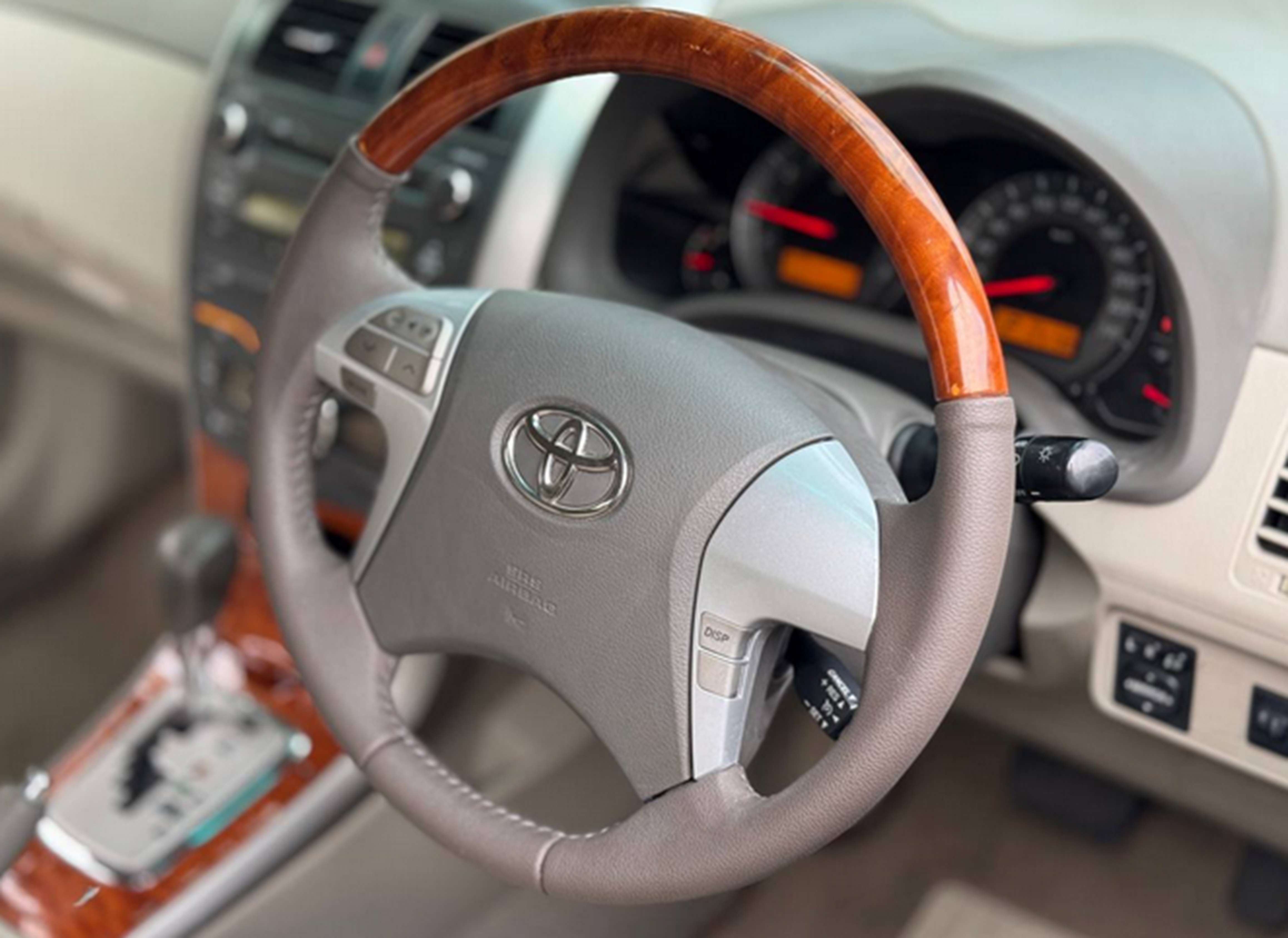 toyota corolla, toyota corolla altis, Corolla Altis bekas, harga mobil bekas corolla altis, mobil bekas corolla altis, Mobil Bekas Toyota Corolla Altis 2008, Harga Mulai Rp 90 Jutaan