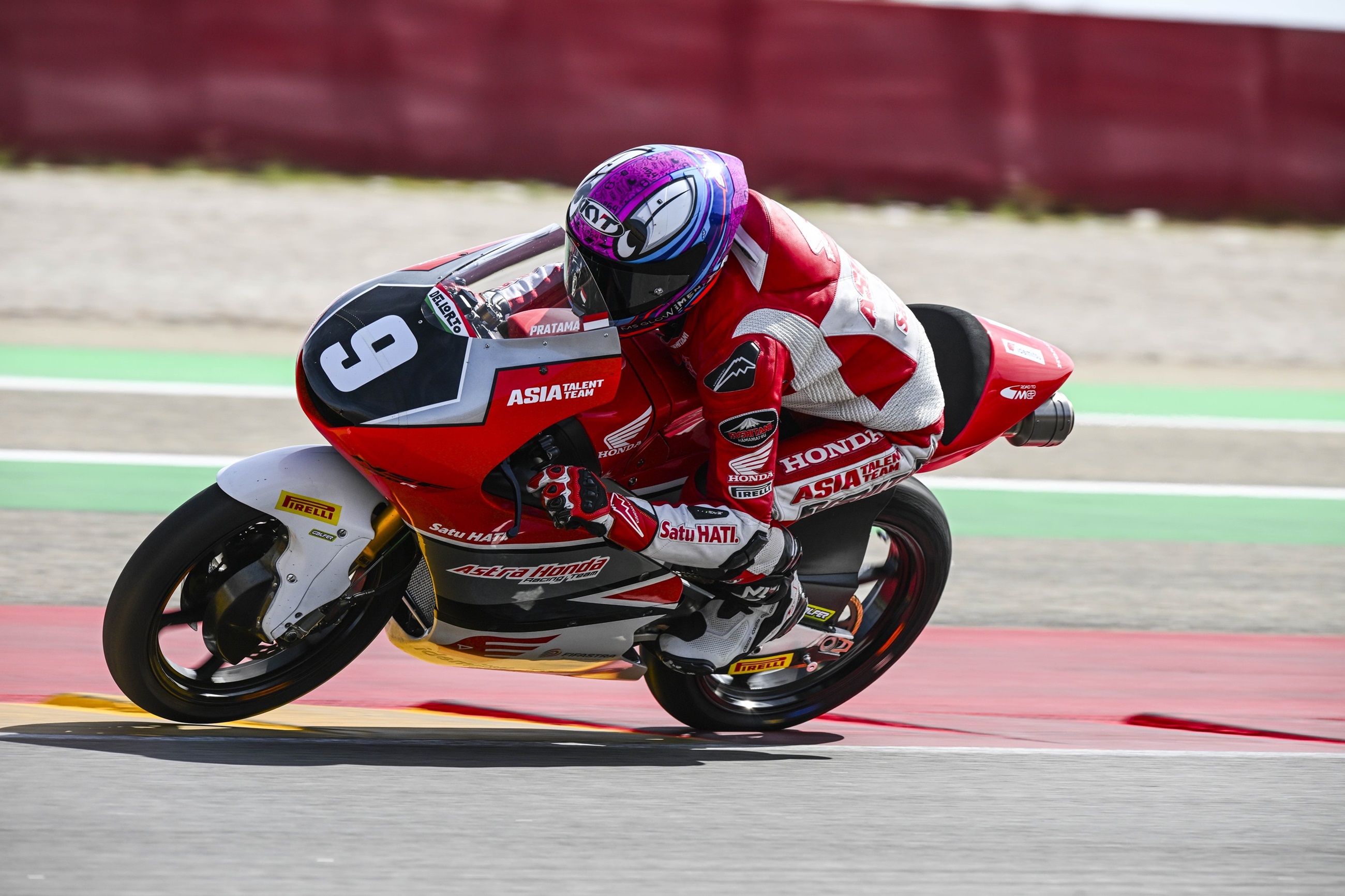 italia, Veda Ega Pratama, kiandra ramadhipa, JuniorGP World Championship, Duo Pembalap Indonesia Binaan Honda Targetkan Podium JuniorGP dan ETC di Italia