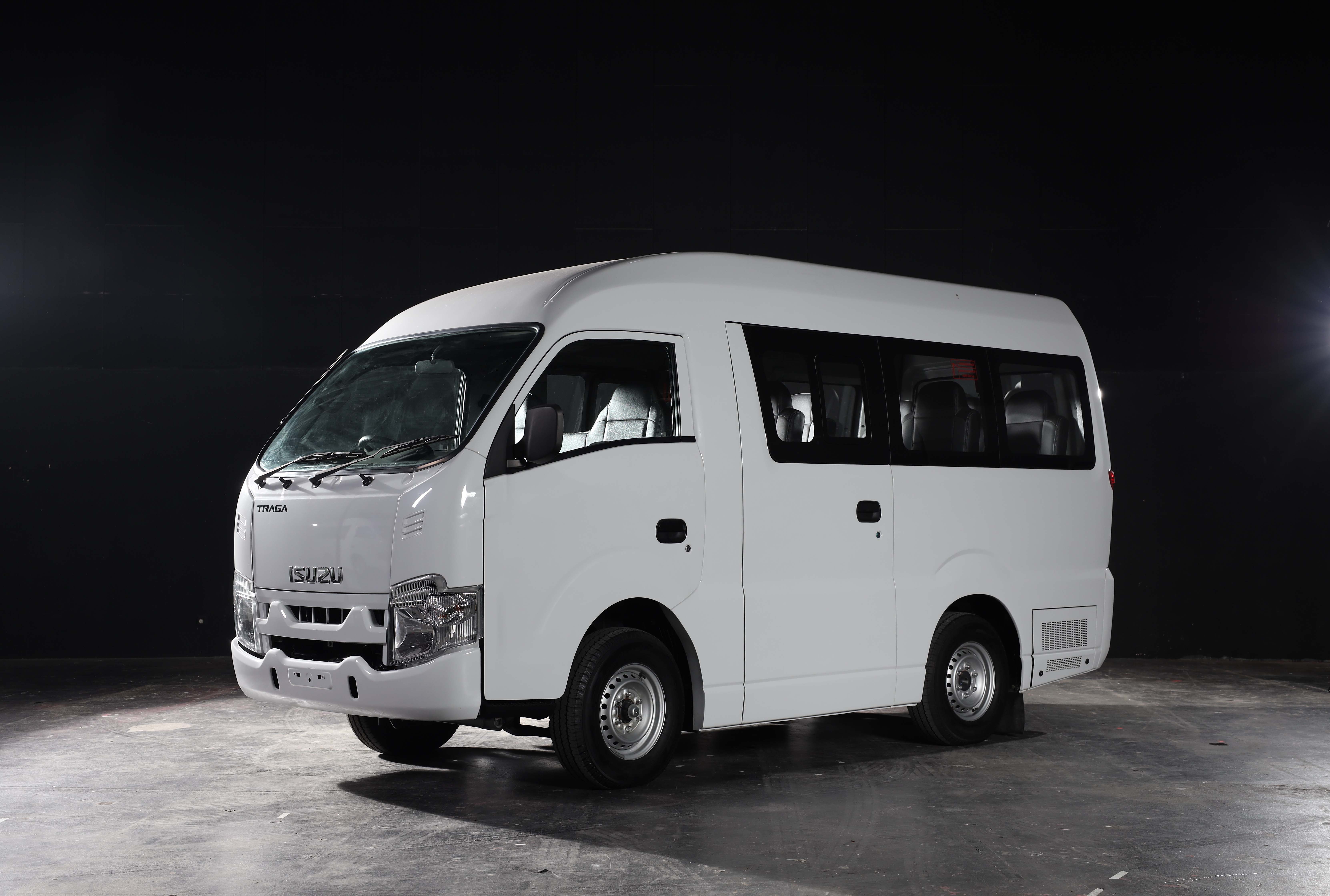 Isuzu Rilis Traga Bus , Pasar Travel, Ambulans Hingga Pariwisata Jadi Target