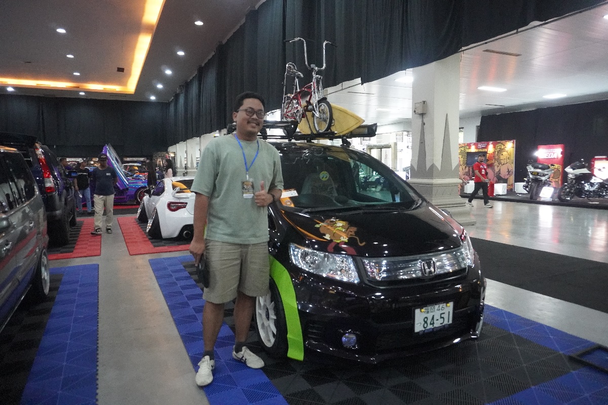 modifikasi honda freed, Indonesian Custom Show (ICS), honda freed 2010, indonesian custom show 2025, honda freed spike hybrid, Honda Freed Spike Hybrid Convert, Honda Freed Spike Hybrid Mejeng di ICS 2025, Stiker Bikin Nostalgia Masa Kecil