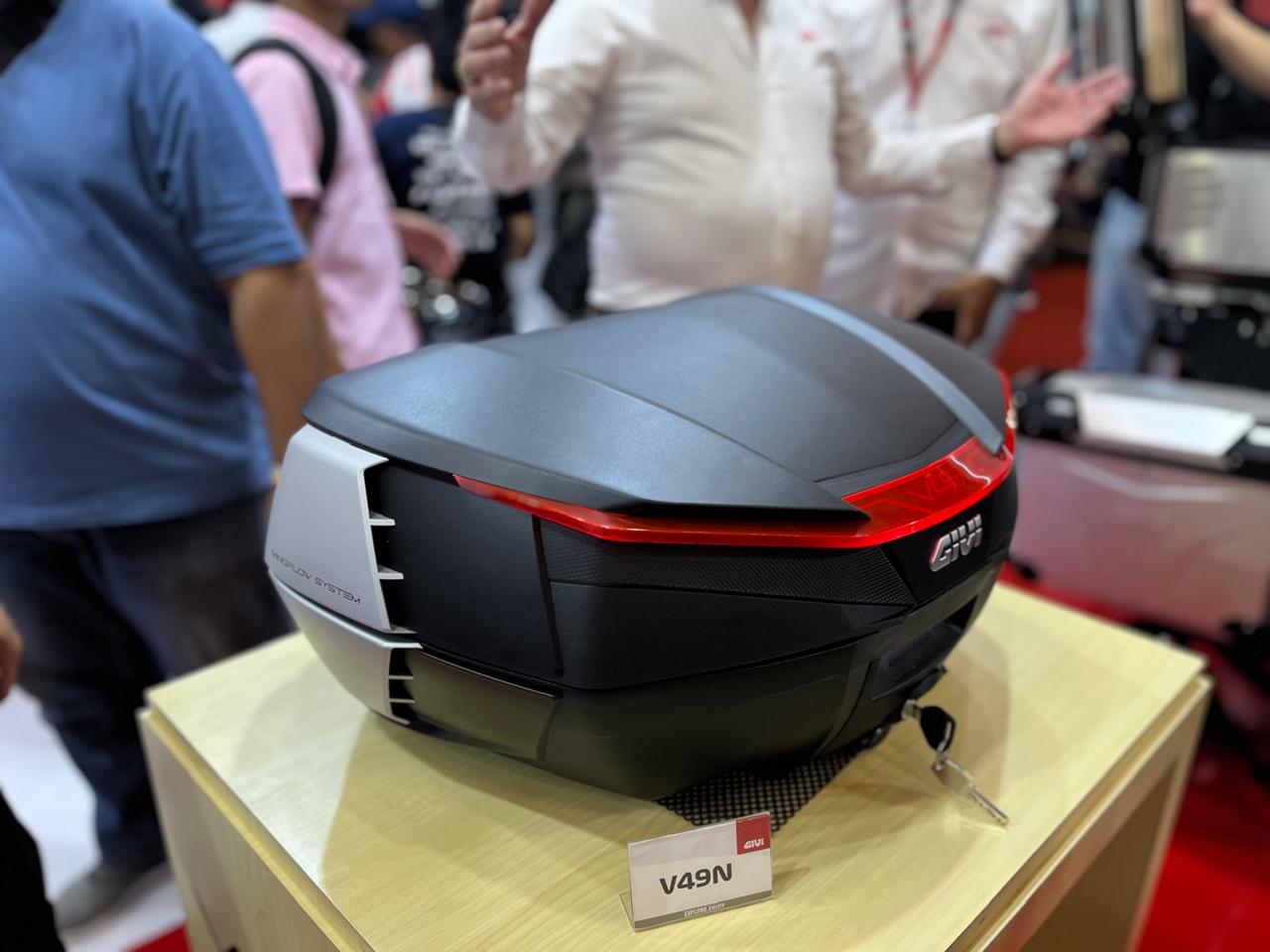 givi, Box Motor, givi indonesia, Top Box, IMOS 2025, GIVI Launching Delapan Produk Baru di IMOS 2025, Harga Mulai Rp 1 Jutaan