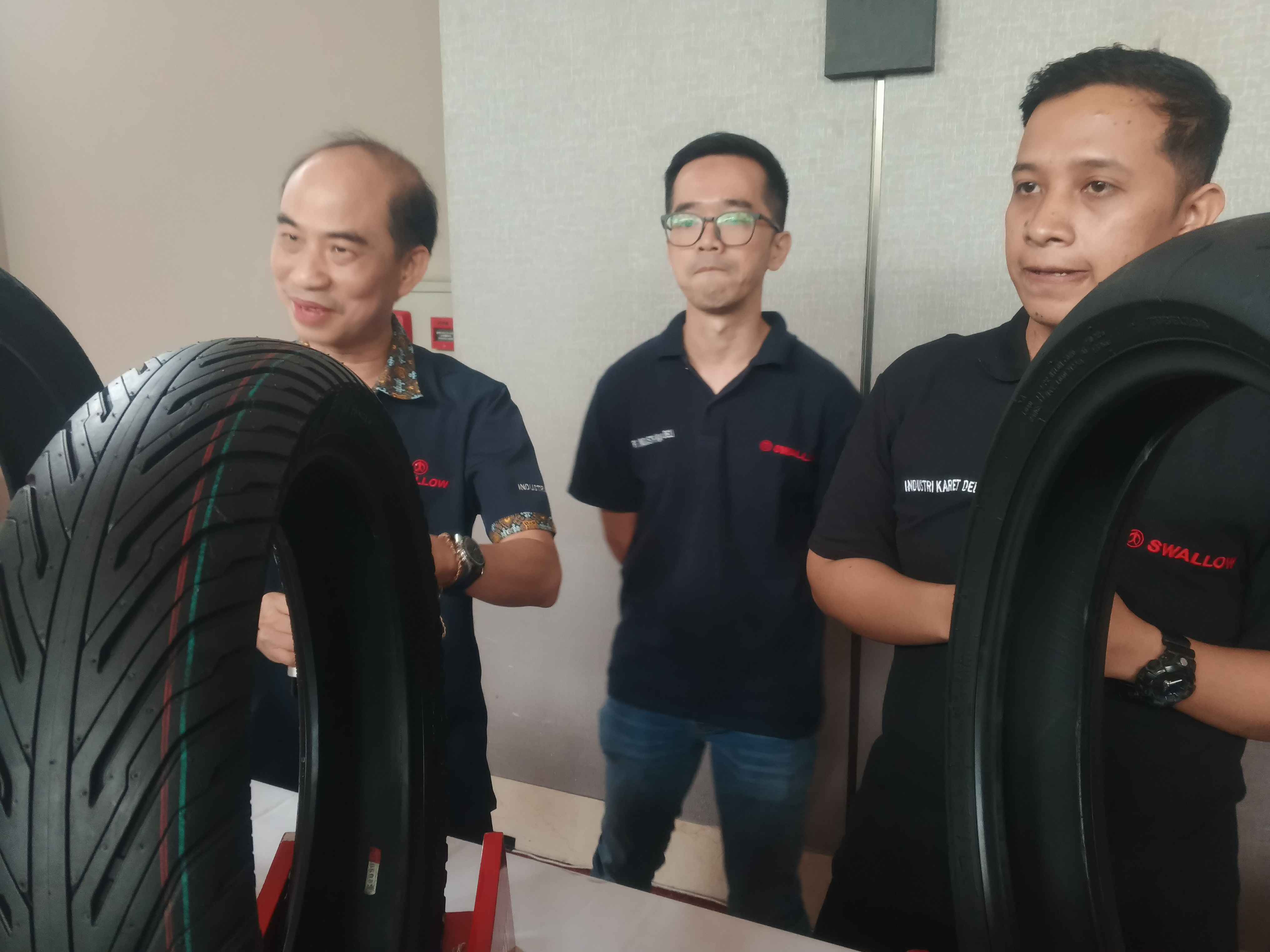 motor, ban motor, swallow, ban swallow, Launching di IMOS 2025, Ban Swallow Power Storm XP Tahan Pakai 10.000 Km