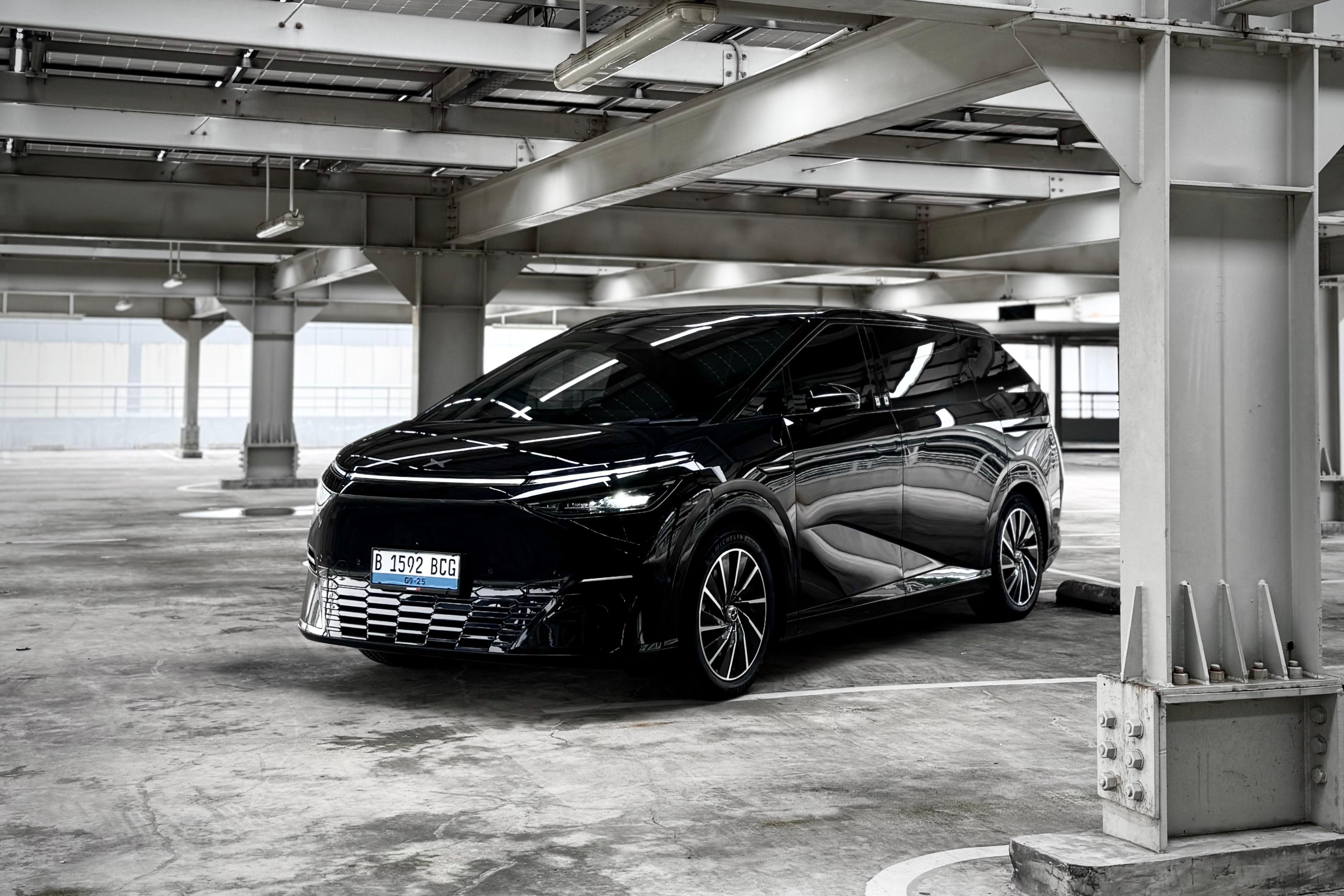 Panjang 5 Meter Lebih, XPENG X9 Kok Tetap Lincah Diajak Meliuk?