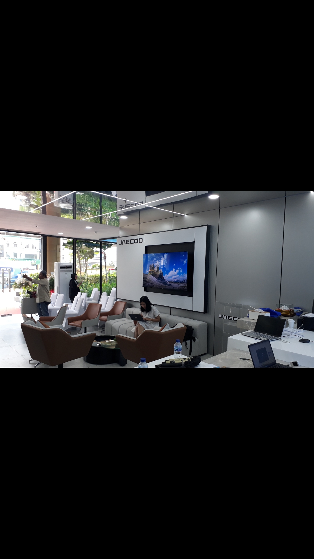 Jaecoo, Jaecoo J7, Jaecoo J8, dealer JAECOO, Cibubur City Store, Bukan Cuma Jualan Mobil, Ini yang Ditawarkan JAECOO Cibubur City Store