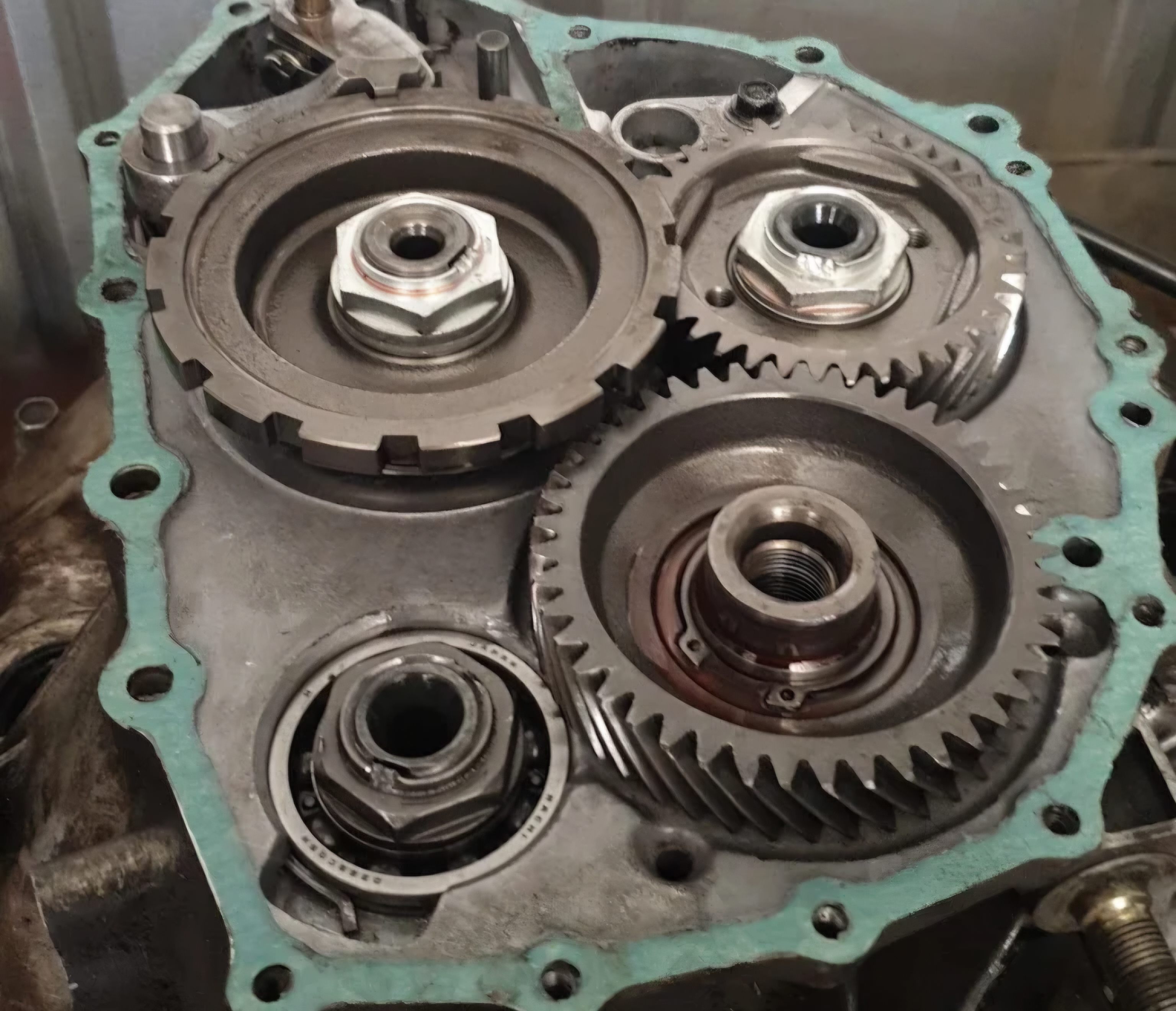 Ciri Transmisi Matik Mulai Bermasalah, Perhatikan Gejala Ini