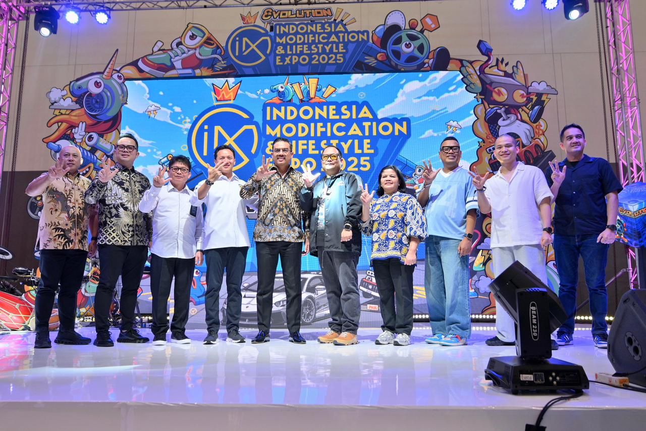IMX 2025 Resmi Dibuka, Usung Tema 8volution, Menteri UMKM hingga Ketum IMI Hadir