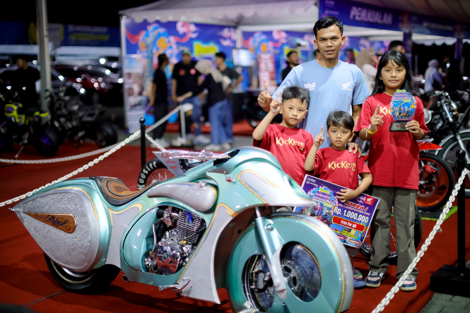 motor custom, kontes modifikasi, motor modifikasi, astra motor jateng, Honda Modif Contest (HMC) 2025, HMC 2025, Jadi Inspirasi Modifikasi, Ratusan Motor Custom Padati HMC 2025 Solo Series