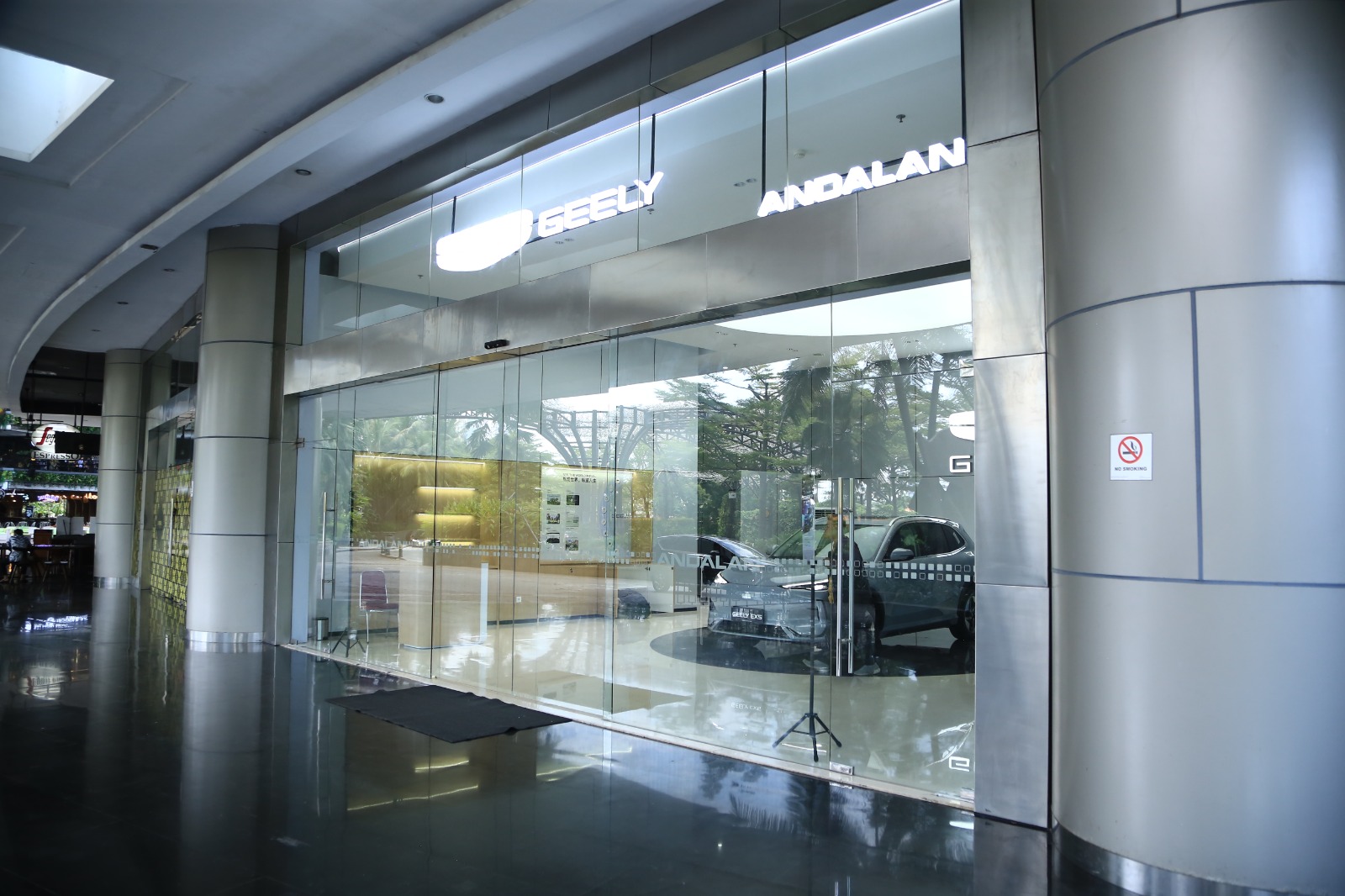 lippo mall kemang, Geely, Andalan Motors, Showroom Geely Kemang, Geely Andalan Kemang, Sapa Orang Berduit Kemang, Andalan Motors Buka Showroom Perdana Geely di Lippo Mall Kemang