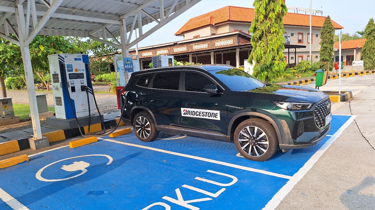 plug in hybrid, Mild Hybrid, hybrid challenge, serial hybrid, serial-paralel hybrid, Ada Banyak Mobil Hybrid Di Indonesia, Mana yang Paling Pas Buat Kita?