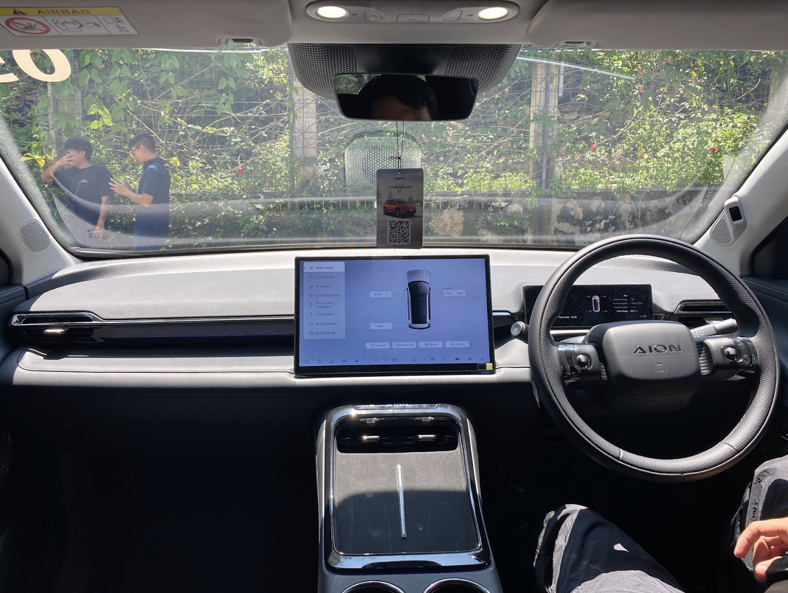 berita, Berita Otomotif, news, Aion V, Media Drive Aion V, Test Drive Aion V; SUV Listrik dengan Kabin Lega, Performa Mumpuni, dan Ada Kulkasnya!