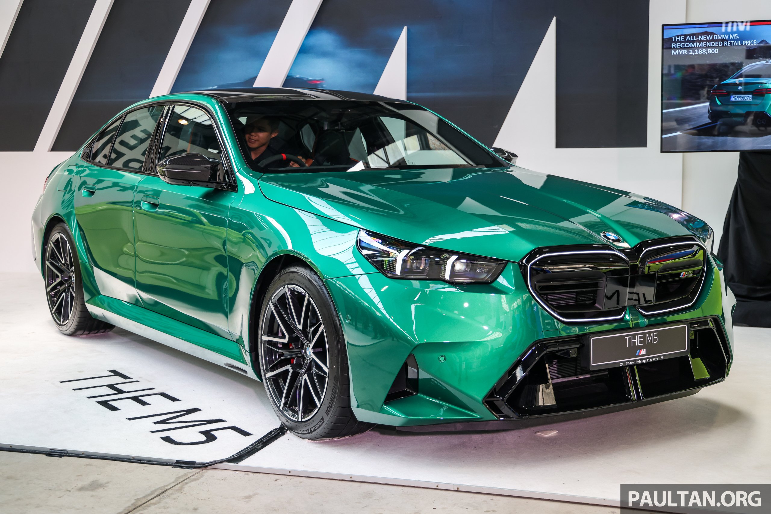 2025 BMW M5 launched in Malaysia – G90 is a 4.4L twin-turbo V8 PHEV, 727 PS/1,000 Nm, RM1.2 million