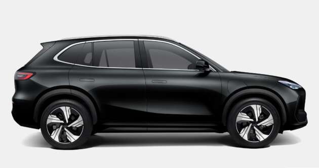 2025 Proton eMas 7 gets new Obsidian Black exterior, Alabaster White interior options, OTA Apple CarPlay