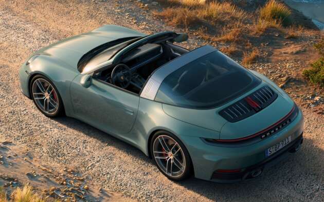 992 Porsche 911 Carrera 4S, Targa 4S facelifts debut – 480 PS 3.0L biturbo boxer six-cylinder; GTS brakes
