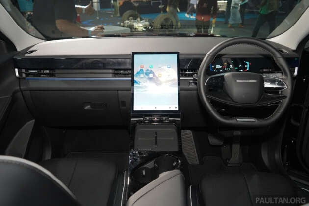 2025 Jaecoo J5 previewed in Malaysia – RM120k est; X50, HR-V rival; 1.5T, CVT, Level 2.5 ADAS; ROI open