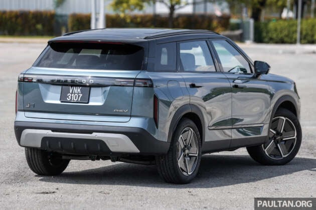 Jaecoo J7 PHEV explained – hybrid with big battery, nearly 900 units sold, Omoda C9 PHEV launching soon