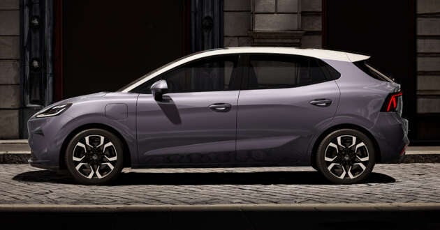 2025 MG4 to get semi-solid-state batteries in China – 2nd-gen EV hatch to be fully revealed August 5