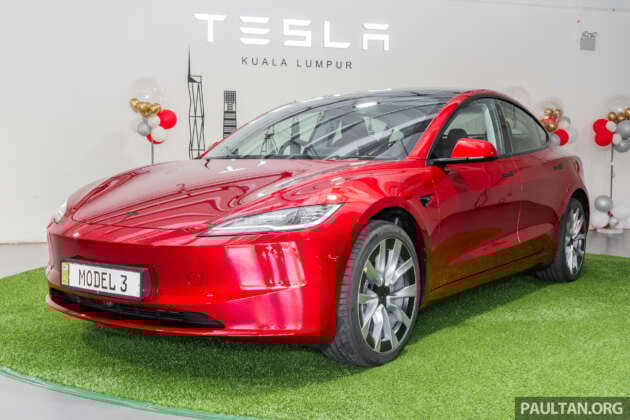 2026 Tesla Model 3 Long Range RWD in Malaysia – 750 km WLTP, indicator stalk, black badges, RM185k