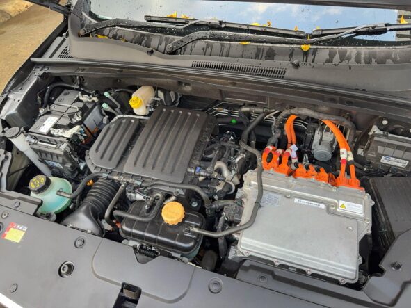 mesin wuling almaz rs hybrid