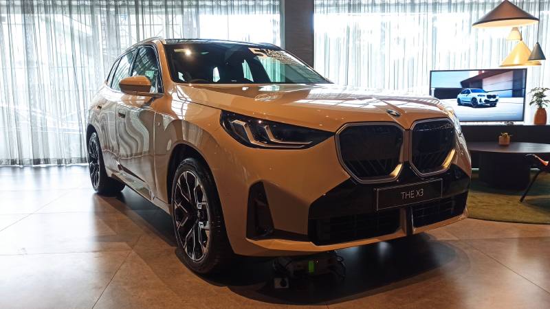 BMW Astra Perkenalkan 2 Model Terbarunya