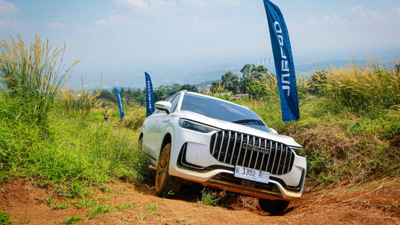 Jaecoo J8 AWD Resmi Diperkenalkan di Indonesia, Harganya?