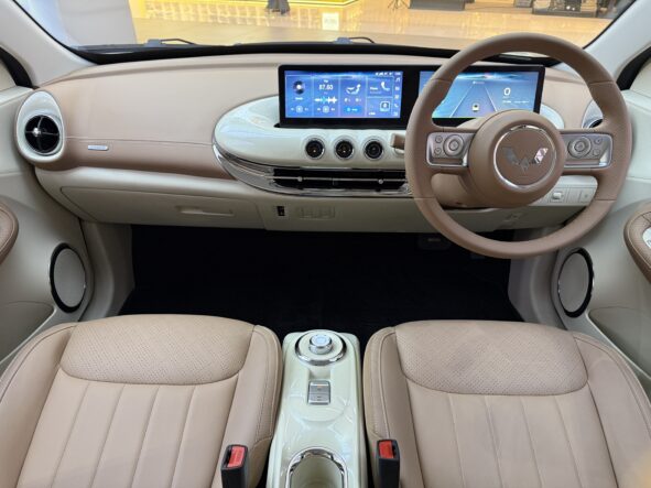 interior new wuling binguoev