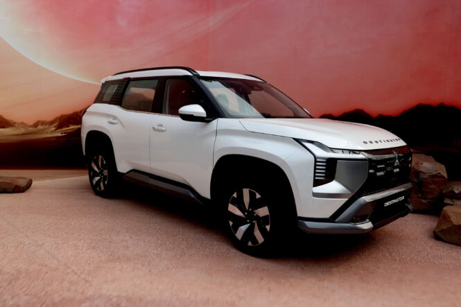 Mitsubishi Destinator