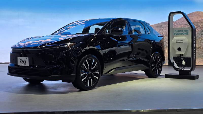 bZ4X Produksi Lokal Perkuat Komitmen Toyota Indonesia untuk NZE
