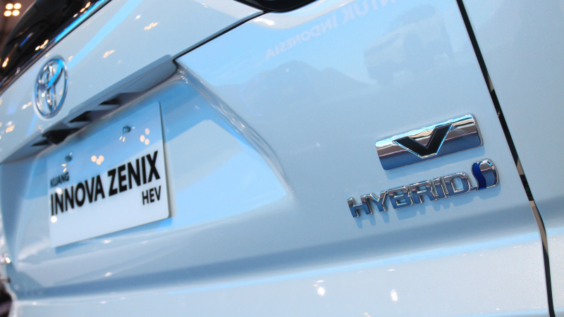 Teknologi Hybrid Toyota: Solusi Cerdas untuk Efisiensi Bahan Bakar