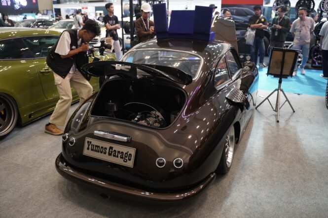 Porsche 356 Yumos Garage Sabet Gelar NMAA Ultimate Builder IMX 2025